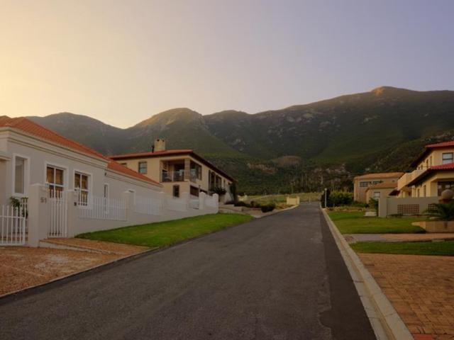House for rent in Baardskeerdersbos, Western Cape