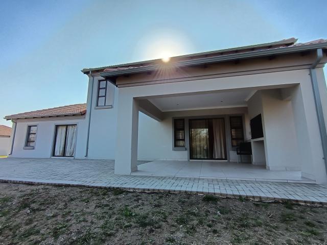 House for rent in Hartbeespoort Dam Nature Reserve, North West