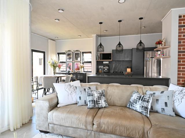 House for rent in North & Sandton, Randburg