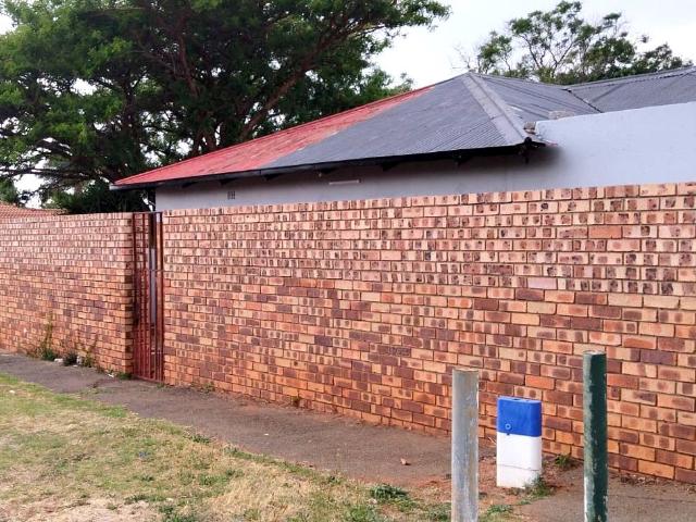 House for rent in Vosloorus, Gauteng