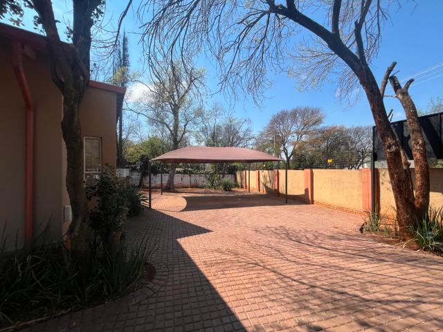 Apartment for rent in Waterkloof, Gauteng