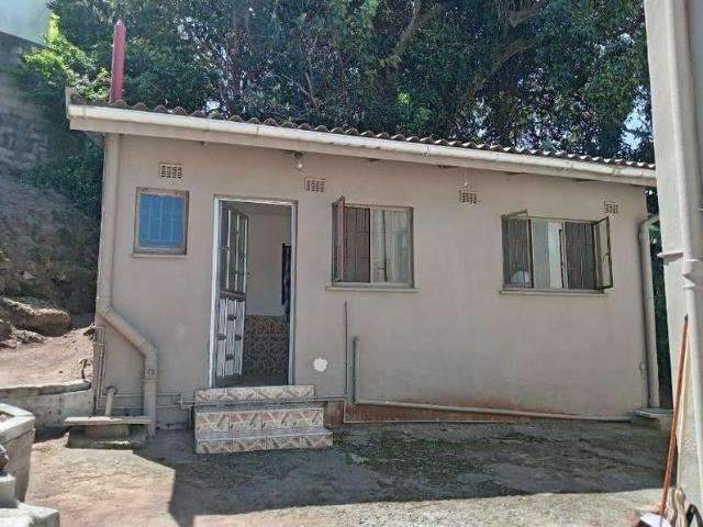 Apartment for rent in Chatsworth, Kwazulu-natal