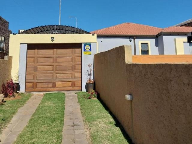 House for rent in Emdeni, Soweto