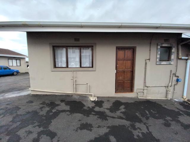 House for rent in Chatsworth, Kwazulu-natal