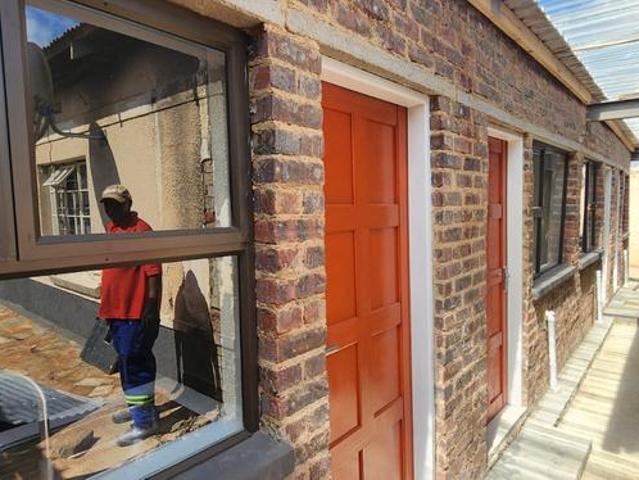 House for rent in Vosloorus, Gauteng