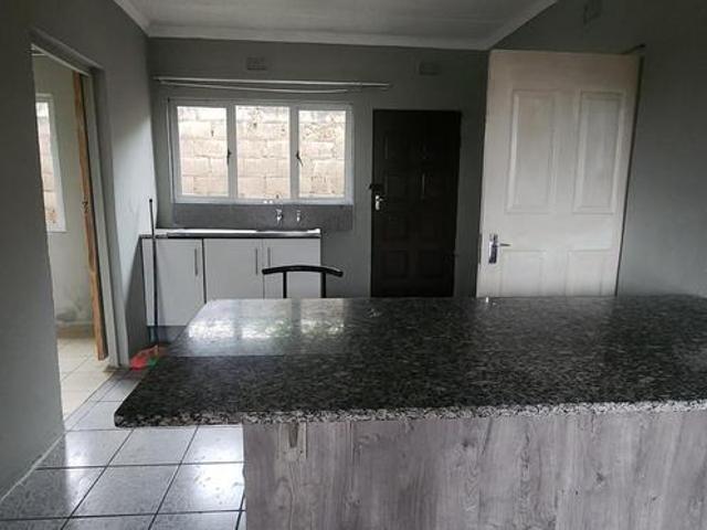 Apartment for rent in Umkomaas, Kwazulu-natal