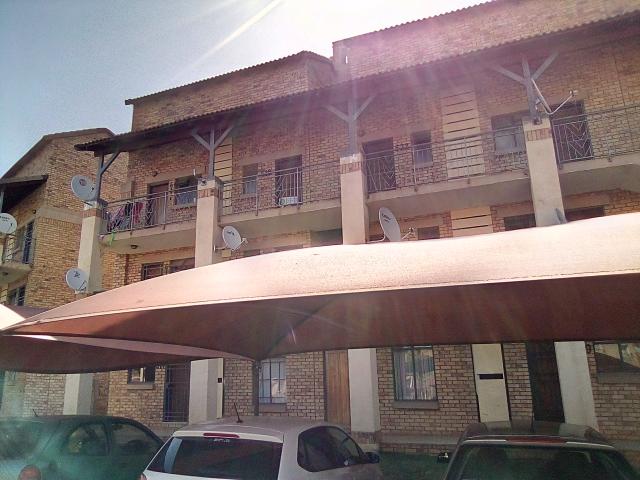 Apartment for rent in Karenpark, Akasia