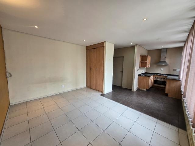 Apartment for rent in Marshalltown, Johannesburg