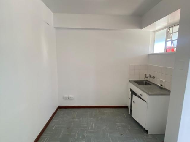 Apartment for rent in Cape Town Ward 53, City of Cape Town