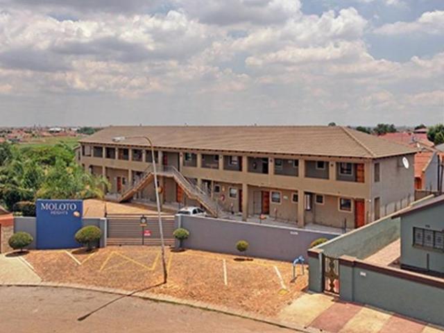 House for rent in Protea North, Soweto