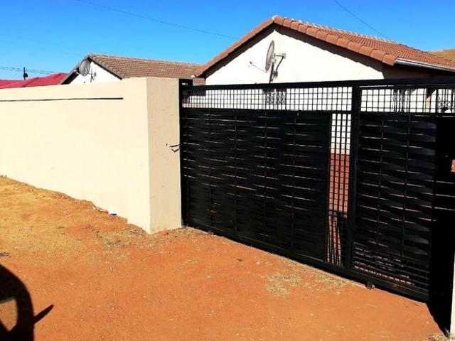 House for rent in Protea Glen, Soweto