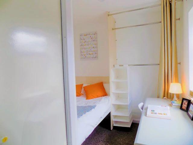 Room for rent in Cannon Park, West Midlands