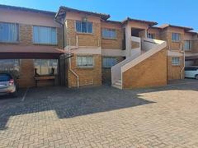 Townhouse for sale in Ekurhuleni, Gauteng