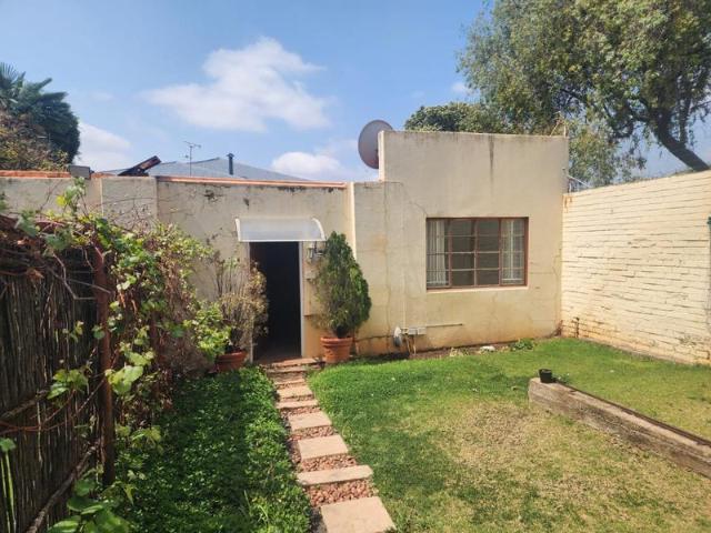 Apartment for rent in Newtown, Vosloorus