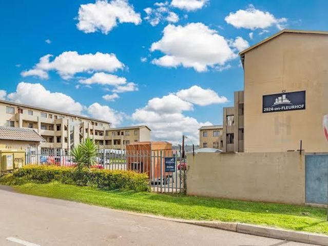 Apartment for rent in Nooitgedacht, Gauteng
