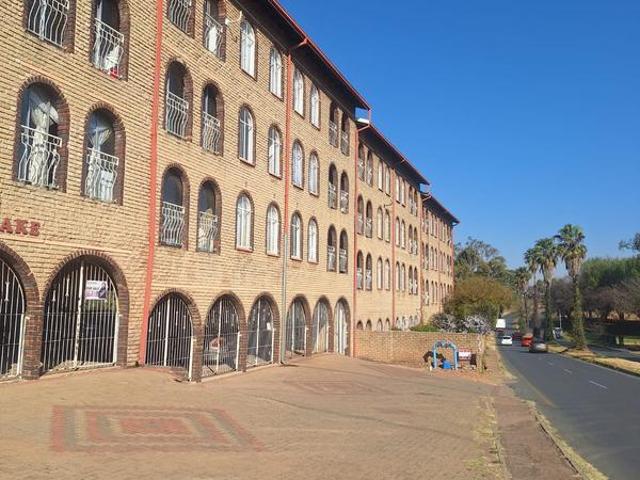 Apartment for rent in Nooitgedacht, Gauteng