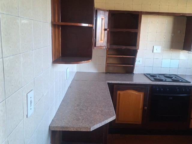 Apartment for rent in Florida, Roodepoort