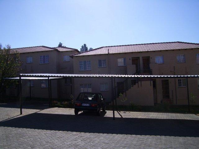 Apartment for rent in Nooitgedacht, Gauteng