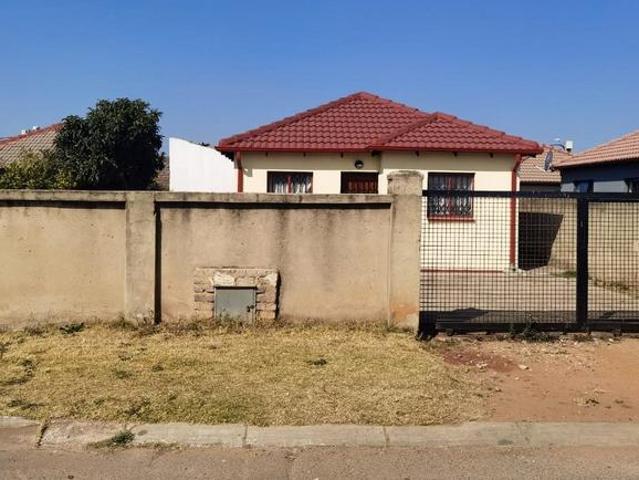 House for rent in Vosloorus, Gauteng