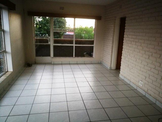 Apartment for rent in Nooitgedacht, Gauteng