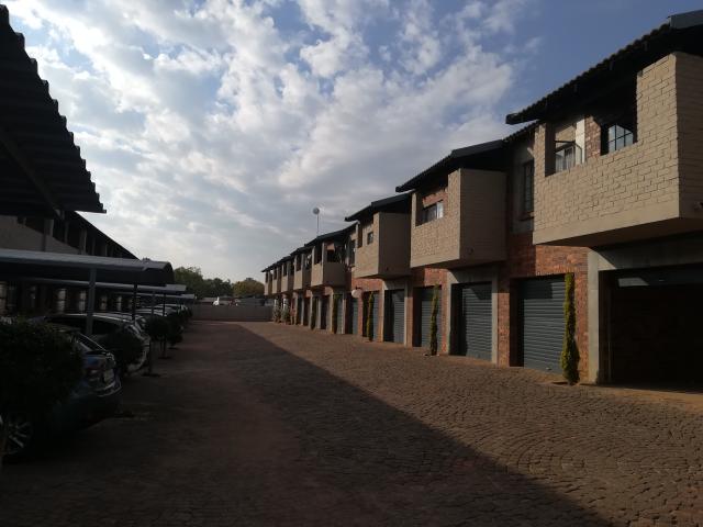 Apartment for rent in Waterkloof, Gauteng
