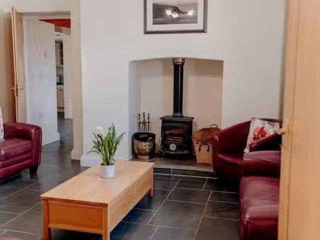 Apartment for rent in Llawhaden, Wales