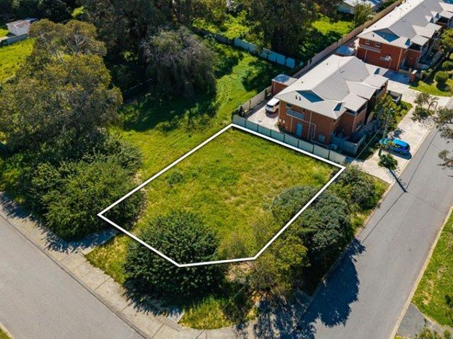 Land for sale in Parklands, Western Australia