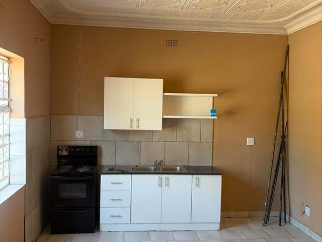 House for rent in Vosloorus, Gauteng