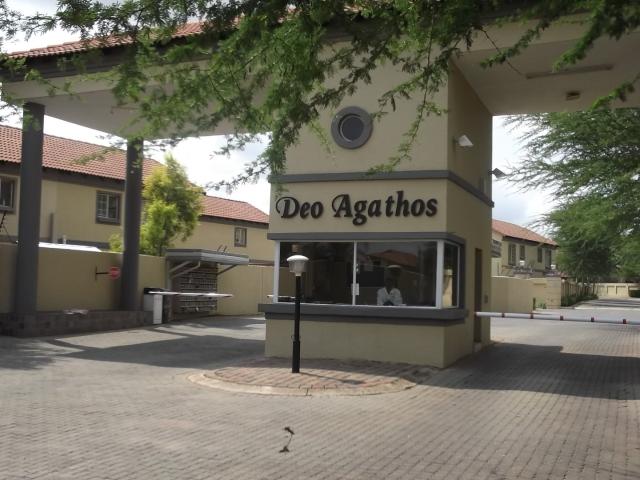 Apartment for rent in Waterkloof, Gauteng