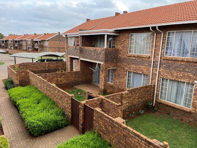 Apartment for rent in Akasia, Gauteng