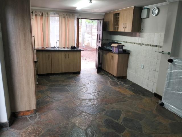 Apartment for rent in Umkomaas, Kwazulu-natal