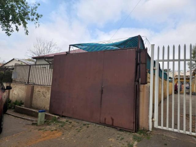 House for rent in Newtown, Vosloorus