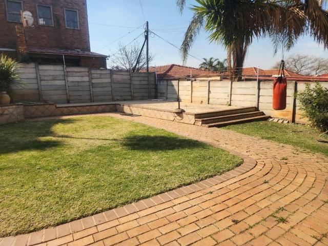 House for rent in Vosloorus, Gauteng