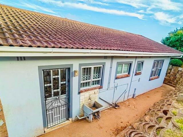 Apartment for rent in Seaview, Kwazulu-natal