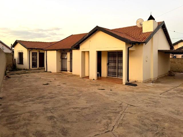 House for rent in Senaoane, Soweto