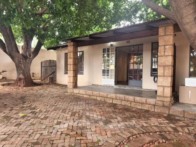 House for rent in Vosloorus, Gauteng
