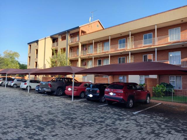 Apartment for rent in Waterkloof, Gauteng
