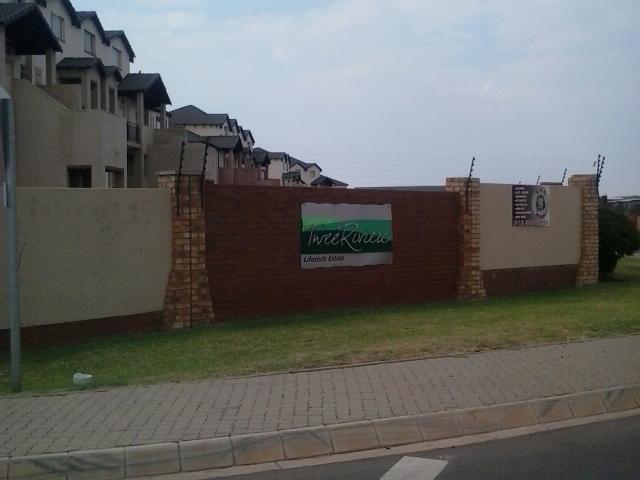 Apartment for rent in Waterkloof, Gauteng