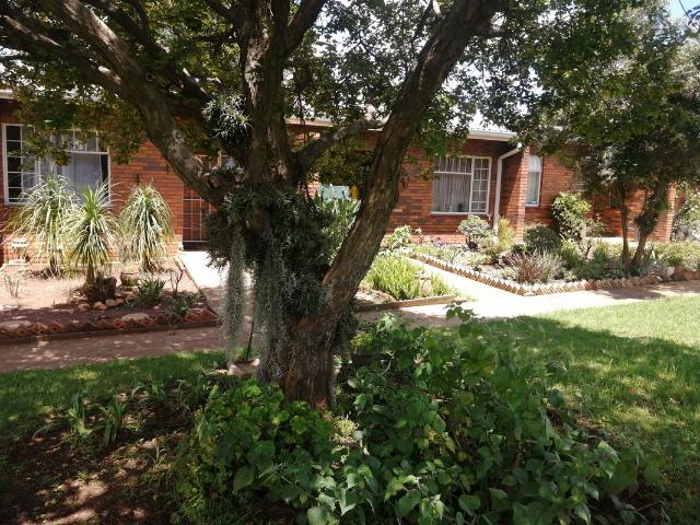 House for rent in Vosloorus, Gauteng