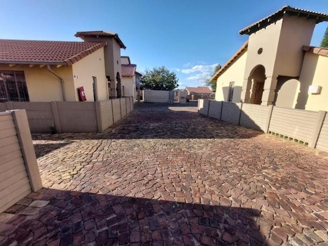 Apartment for rent in Vosloorus, Gauteng