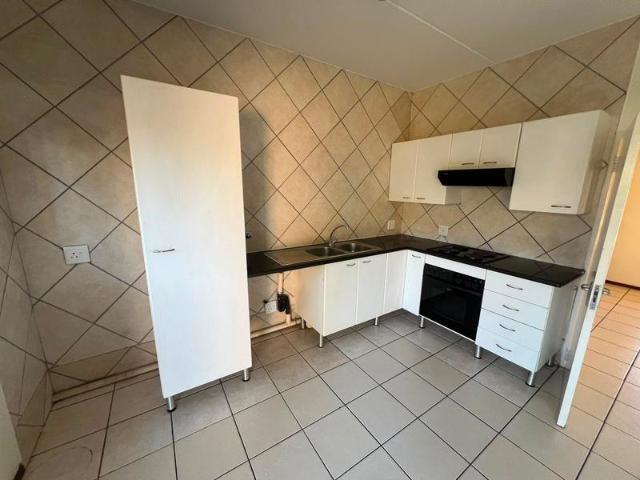 Apartment for rent in Nooitgedacht, Gauteng