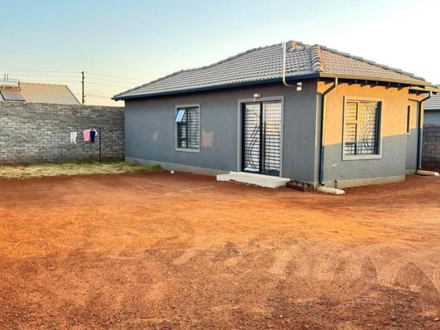 House for rent in Protea Glen, Soweto