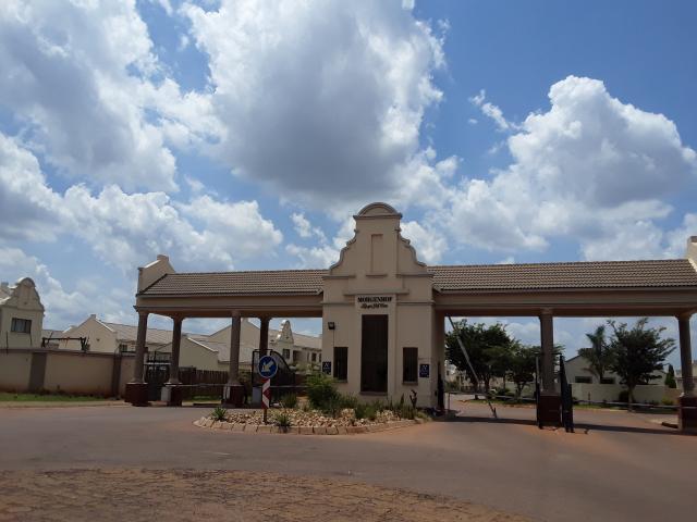 Apartment for rent in Akasia, Gauteng