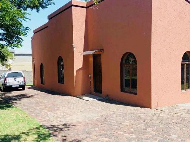 House for rent in Vosloorus, Gauteng