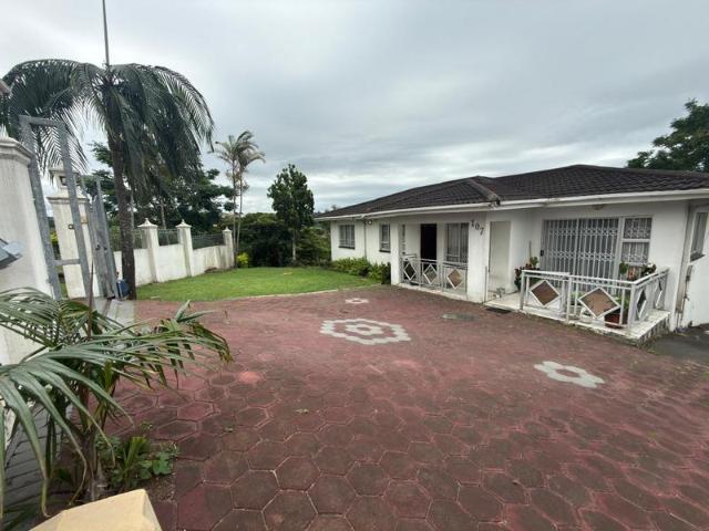 House for rent in Chatsworth, Kwazulu-natal