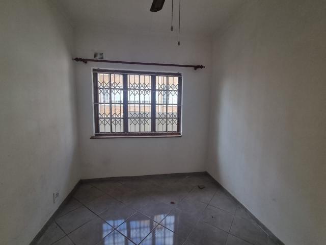 Apartment for rent in Queensburgh