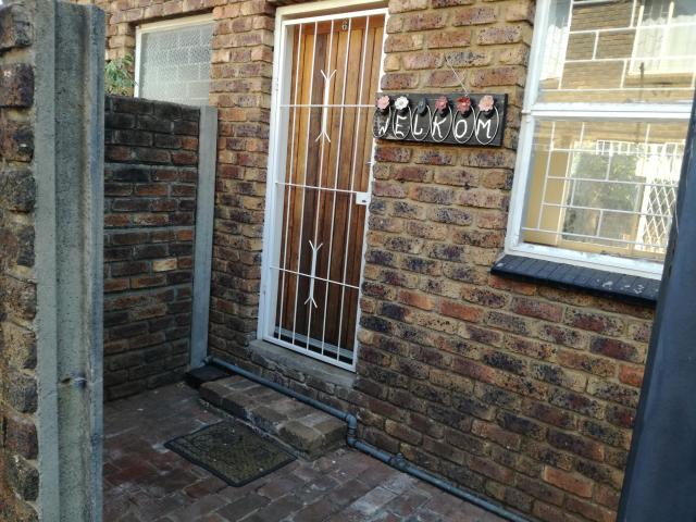Apartment for rent in Waterkloof, Gauteng