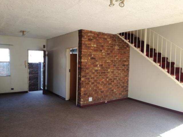 Apartment for rent in Waterkloof, Gauteng