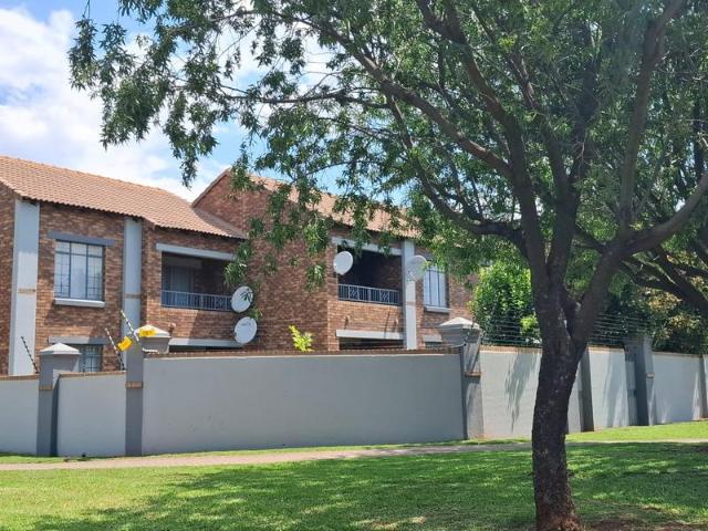 House for rent in Waterkloof, Gauteng