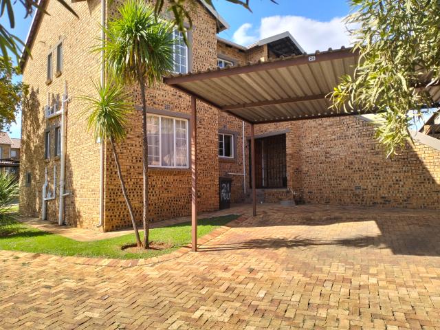 Apartment for rent in Nooitgedacht, Gauteng